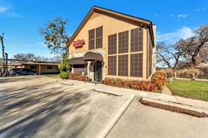 6712 Azle Avenue - Photo 3