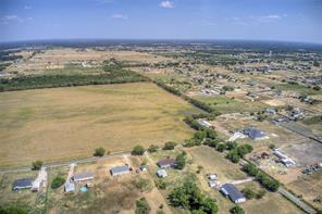 4183 County Rd 2596 - Photo 12