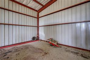 4183 County Rd 2596 - Photo 23