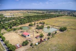 4183 County Rd 2596 - Photo 3