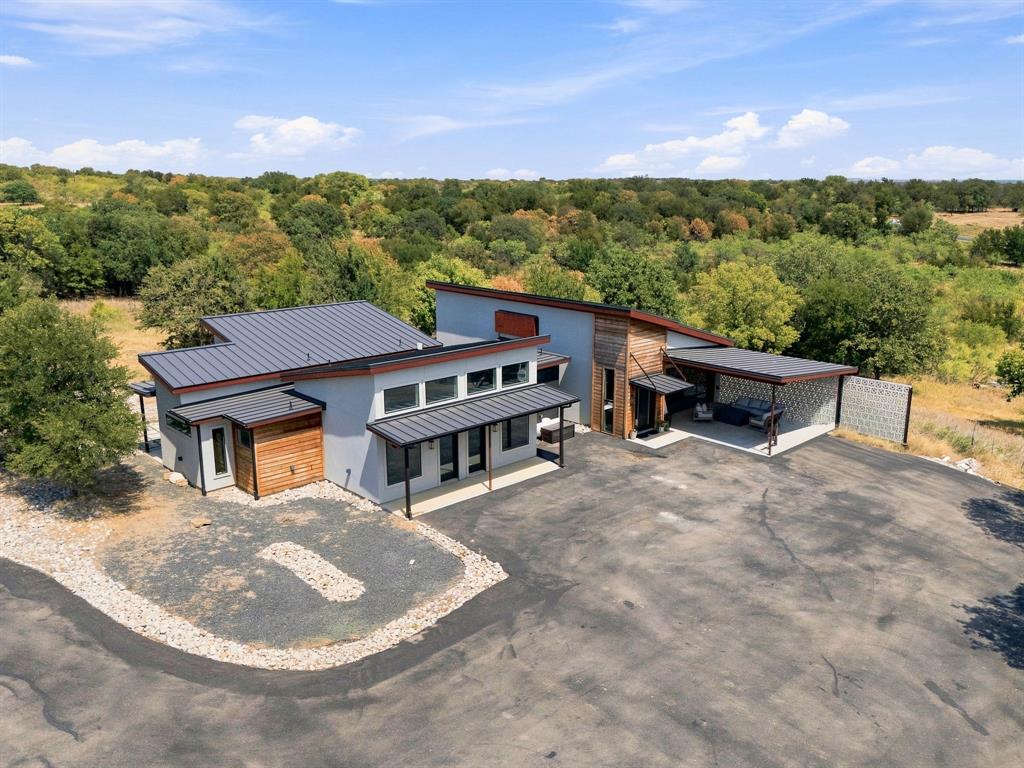 135 Demonbreun Court - Photo 1