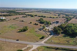 3868 County Road 494 - Photo 8