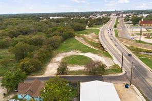 938 E Henderson Street - Photo 2