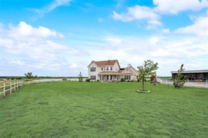 5646 N US Highway 69 - Photo 3