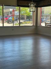 921 Halsell Street - Photo 12