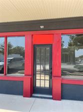 921 Halsell Street - Photo 2