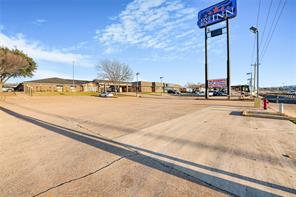 2701 S Burleson Boulevard - Photo 6