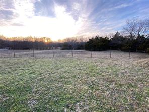 1755 Private Road 5312 - Photo 12