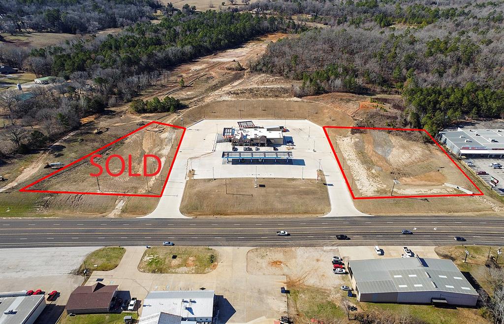 1051 State Highway 110 N - Photo 2