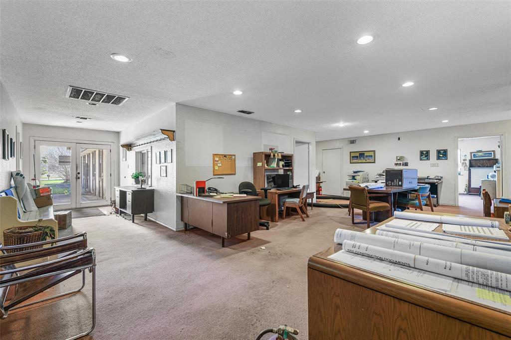 1505 E Henderson Street - Photo 8