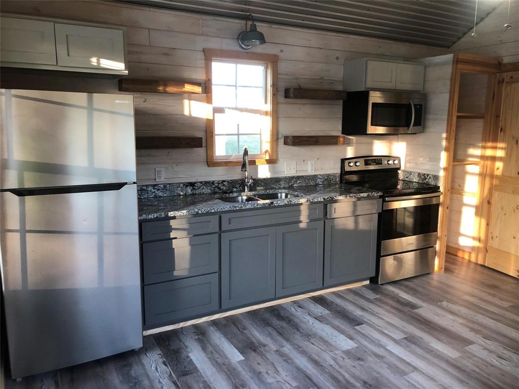 200 W Riley Street - Photo 12