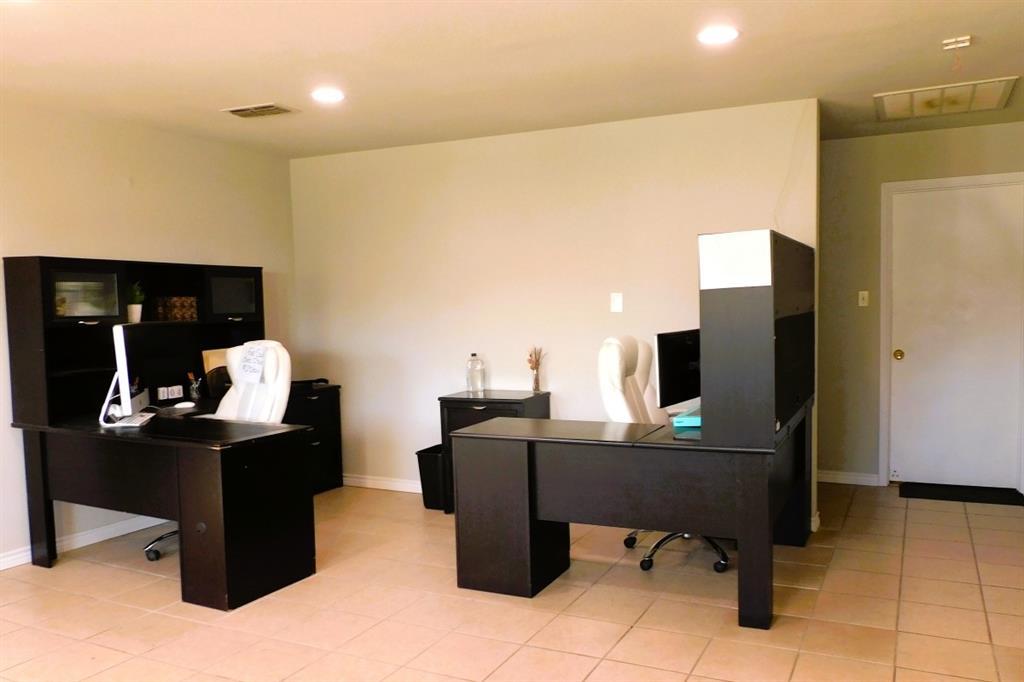 401 West Coffin St - Photo 9