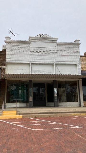 114 W Collin Street