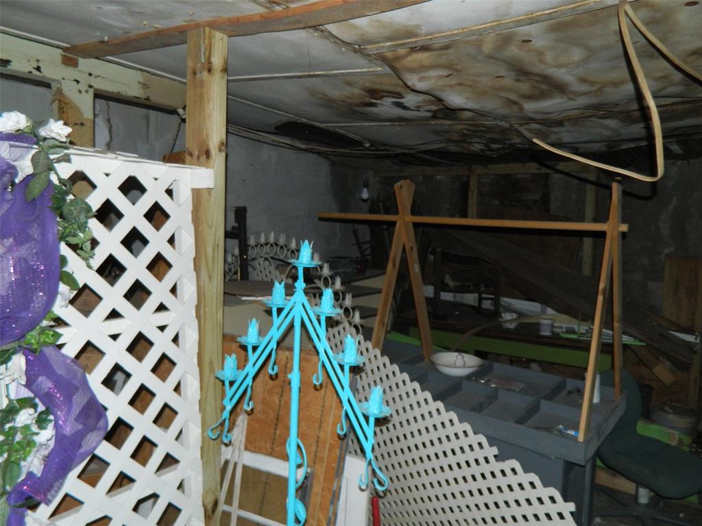 114 W Collin Street - Photo 10