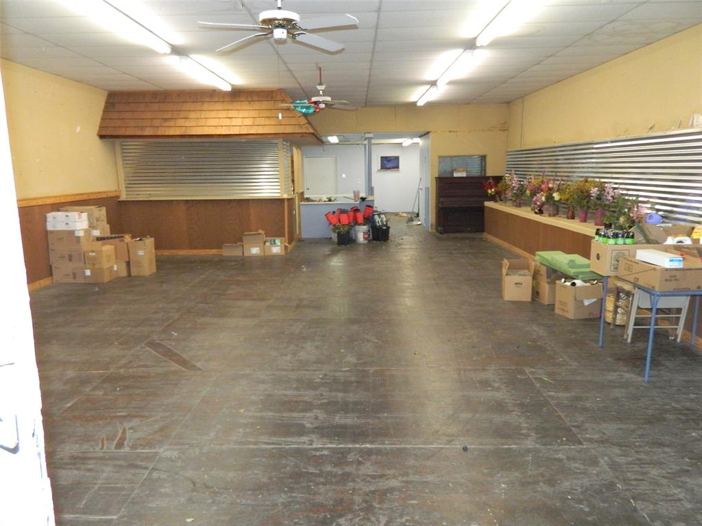 114 W Collin Street - Photo 2