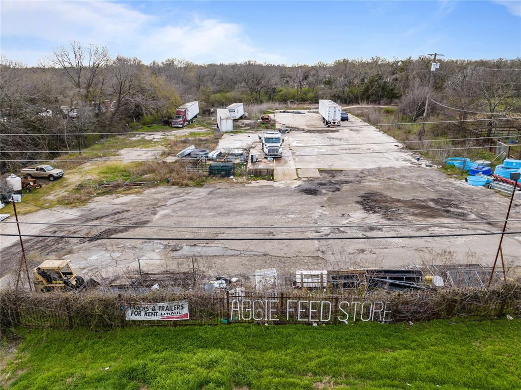 9105 C F Hawn Freeway - Photo 10
