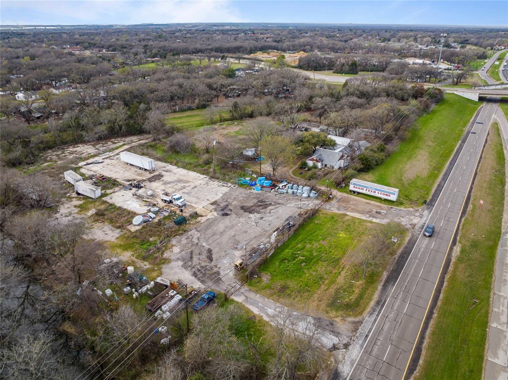 9105 C F Hawn Freeway - Photo 4