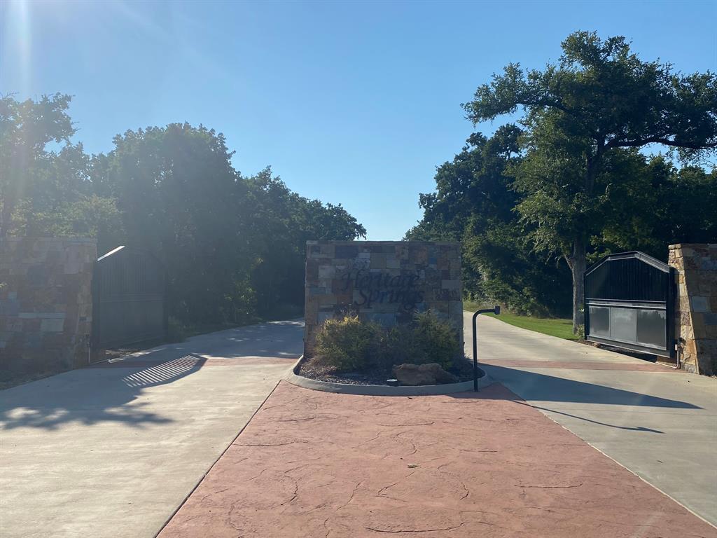 101 Heritage Springs Drive - Photo 2