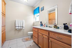 7402 CR 137 - Photo 12