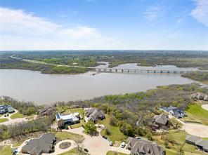3805 Lake Cove Court - Photo 3