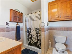 1006 County Road 2475 - Photo 23