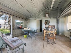 1006 County Road 2475 - Photo 32