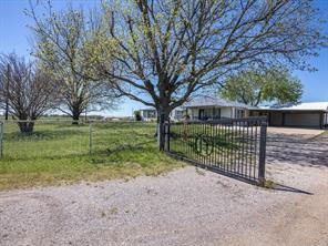 1006 County Road 2475 - Photo 5