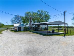 1006 County Road 2475 - Photo 7