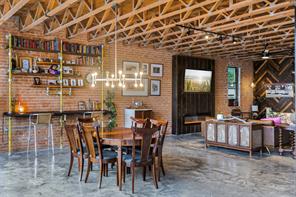 110 W Main Street - Photo 11