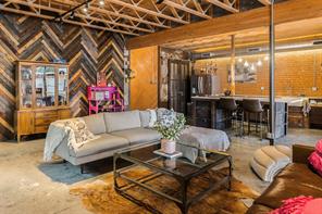 110 W Main Street - Photo 7