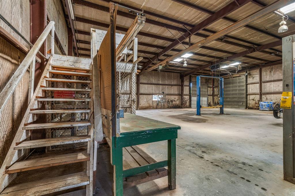 528 US Highway 380 W - Photo 38