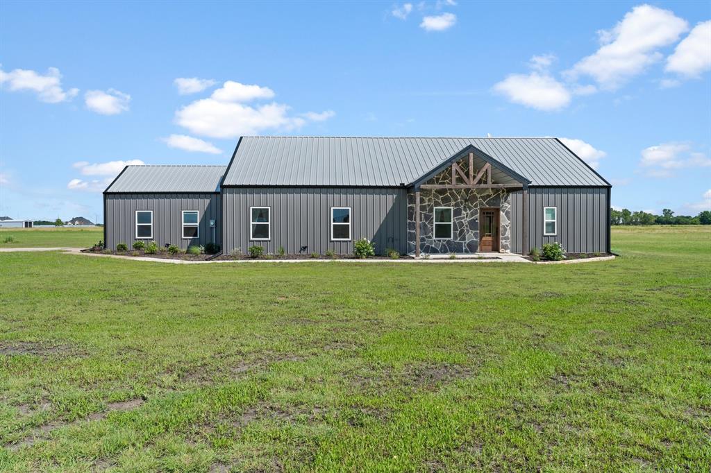 3220 Fm 55 - Photo 2