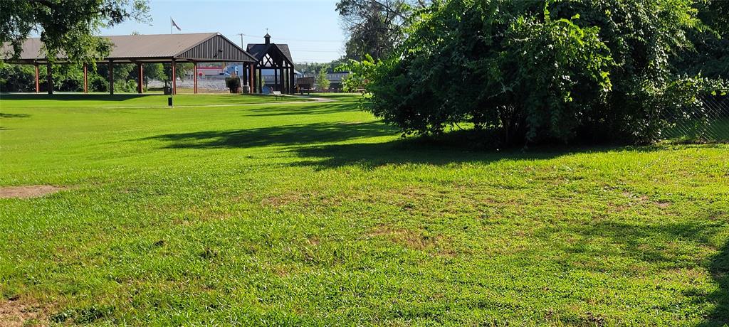 208 Optimist Road - Photo 4
