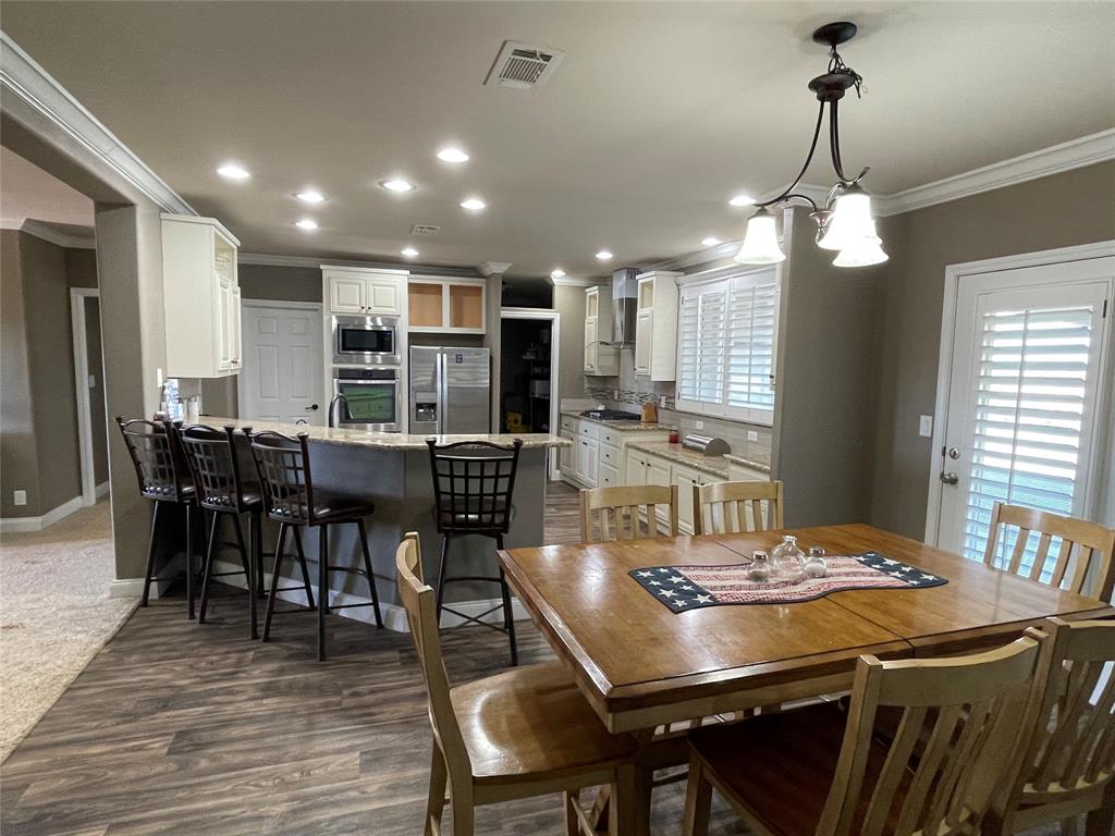 1089 Tennyson Road - Photo 17