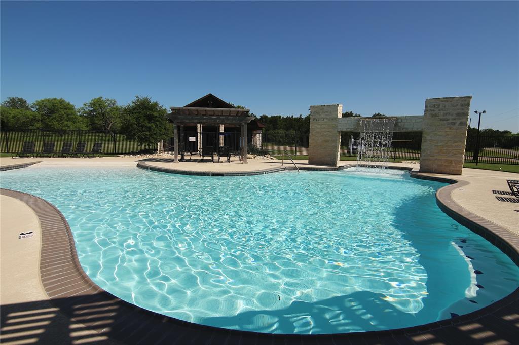 18037 Southhill Drive - Photo 37