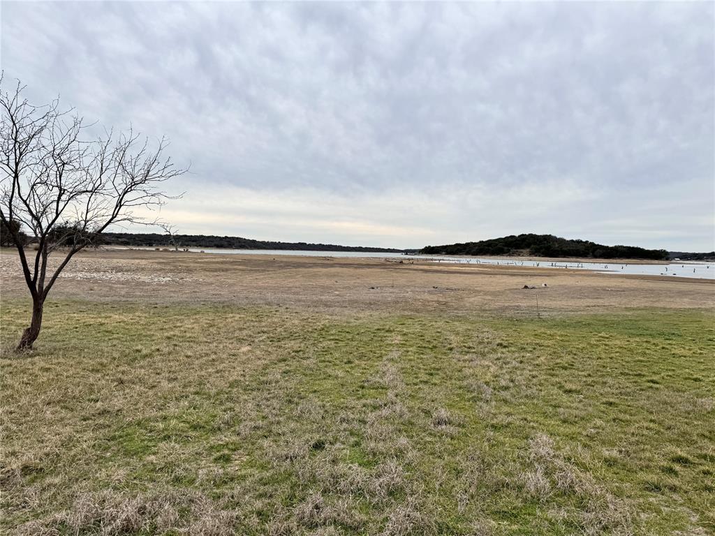 154 Lake Front Circle - Photo 8