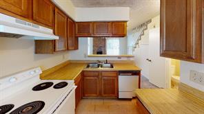 2281 Aspen Drive - Photo 3