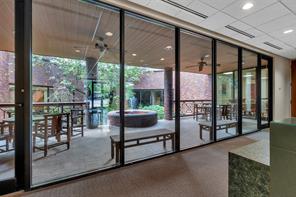 400 W Houston - Photo 10