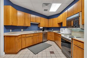 400 W Houston - Photo 14