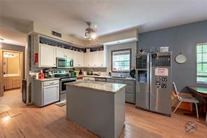 114 Lakeway Lane - Photo 9