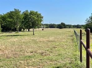 299 Private Road 1452 - Photo 3