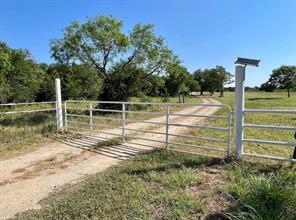 299 Private Road 1452 - Photo 7