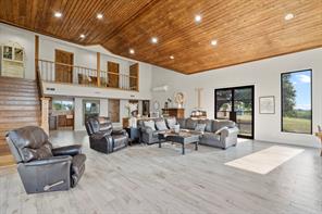 2296 County Road 290 - Photo 5