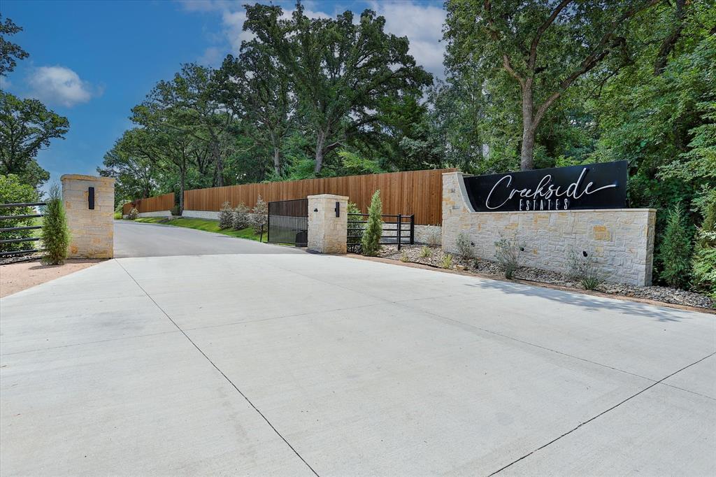 2001 Meadow Bend Court - Photo 1