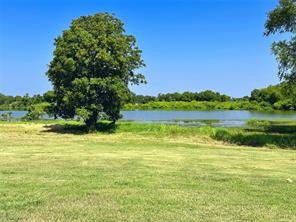 5086 Waterfront Road - Photo 4