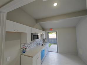7010 Ash Street - Photo 13