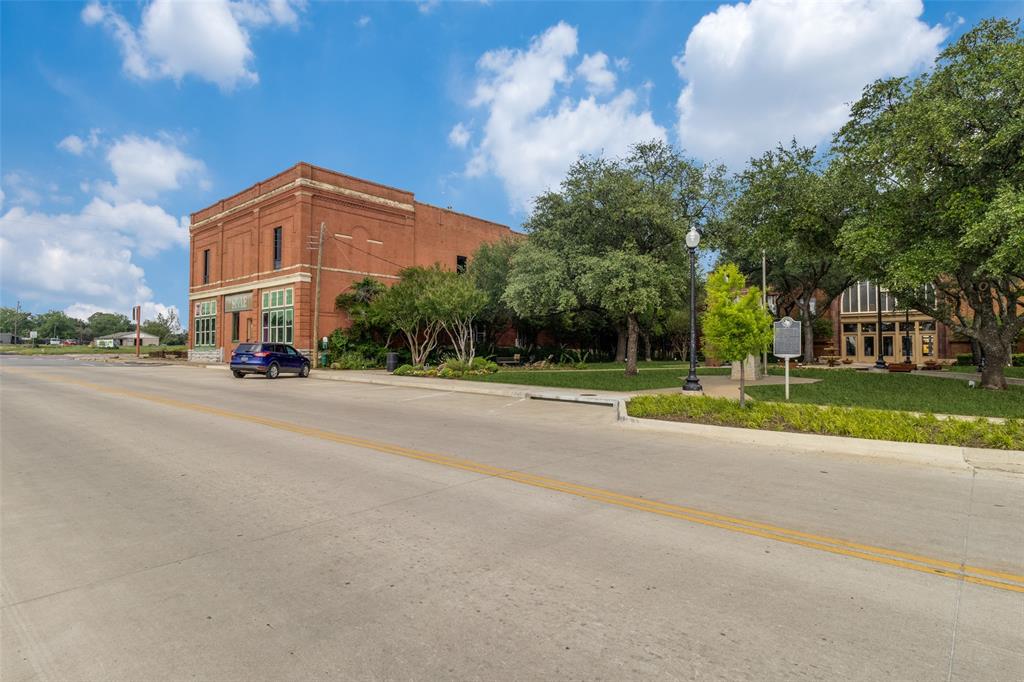 114 N Houston Avenue - Photo 3