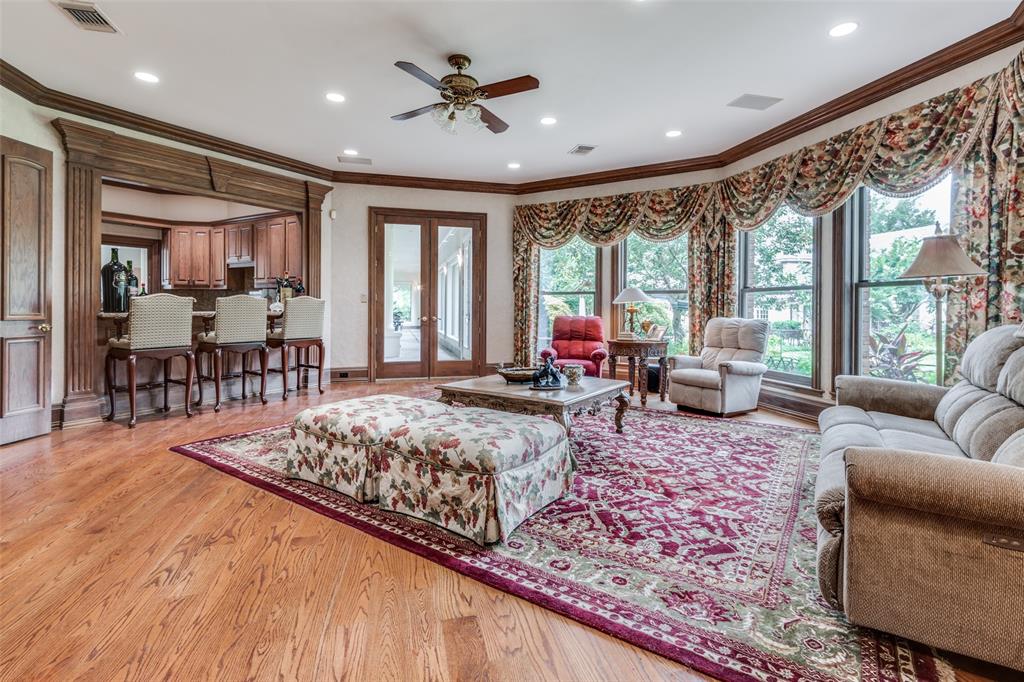 2777 I-30 W - Photo 13