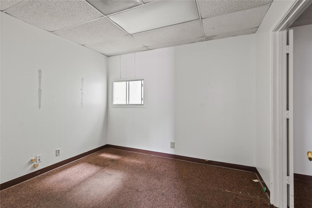 4915 Gus Thomasson Road - Photo 7