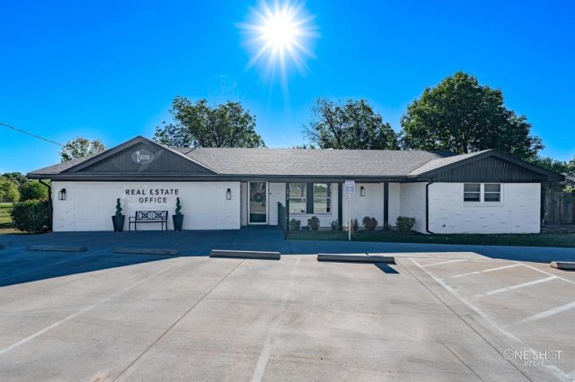 5919 Buffalo Gap Road